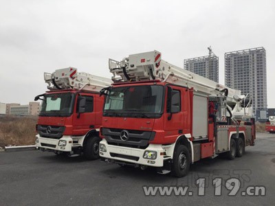 55米登高平臺(tái)消防車(chē)