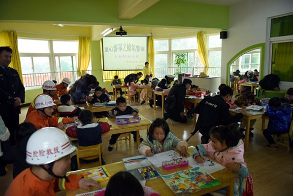 幼兒園中小學校開展消防宣傳